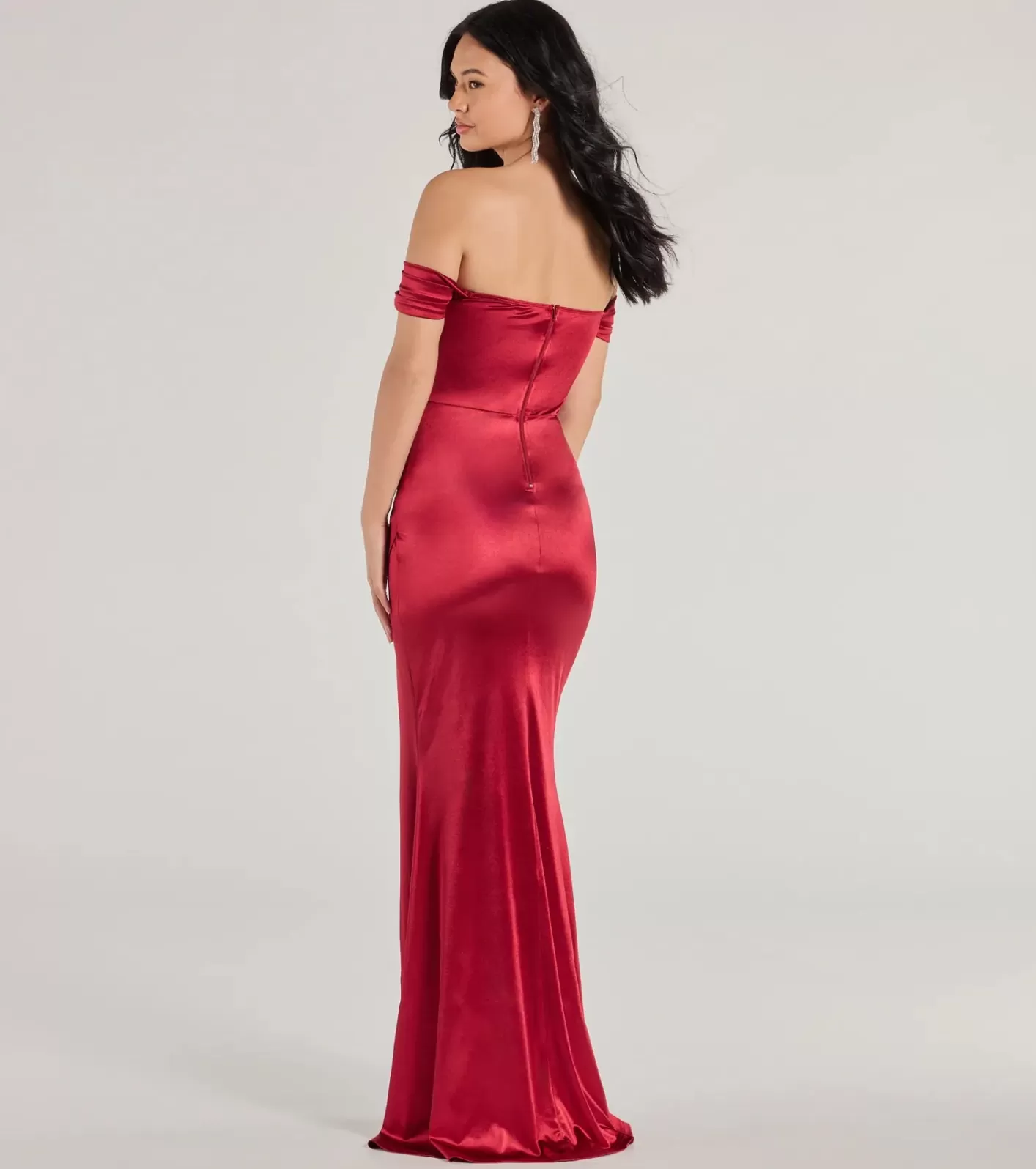 Windsor Albi Formal Satin Pleated Mermaid Long Dress RED Hot