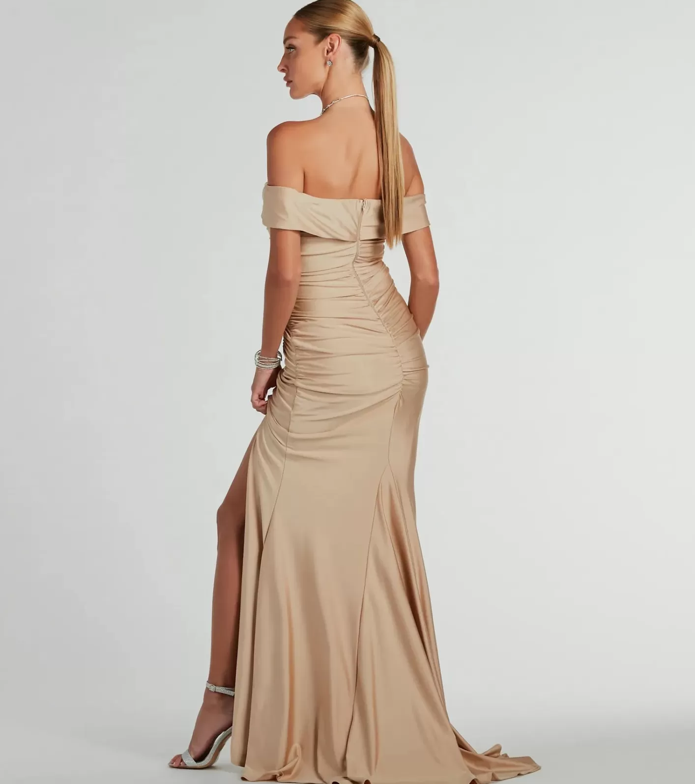 Windsor Alicia Off-The-Shoulder Mermaid Formal Dress GOLD Fashion