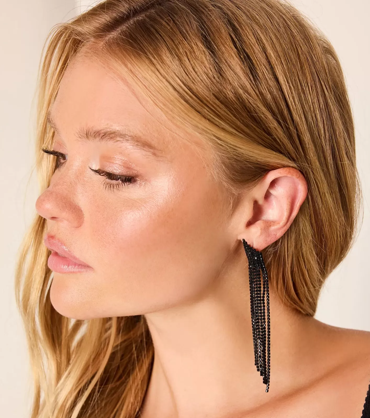 Windsor Bold Beaded Fringe Earrings BLACK Cheap