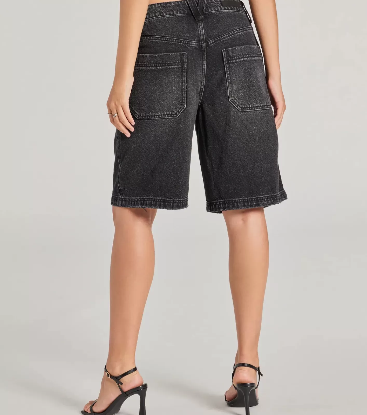 Windsor Born To Be Trendy Mid-Rise Denim Jorts BLACK Fashion