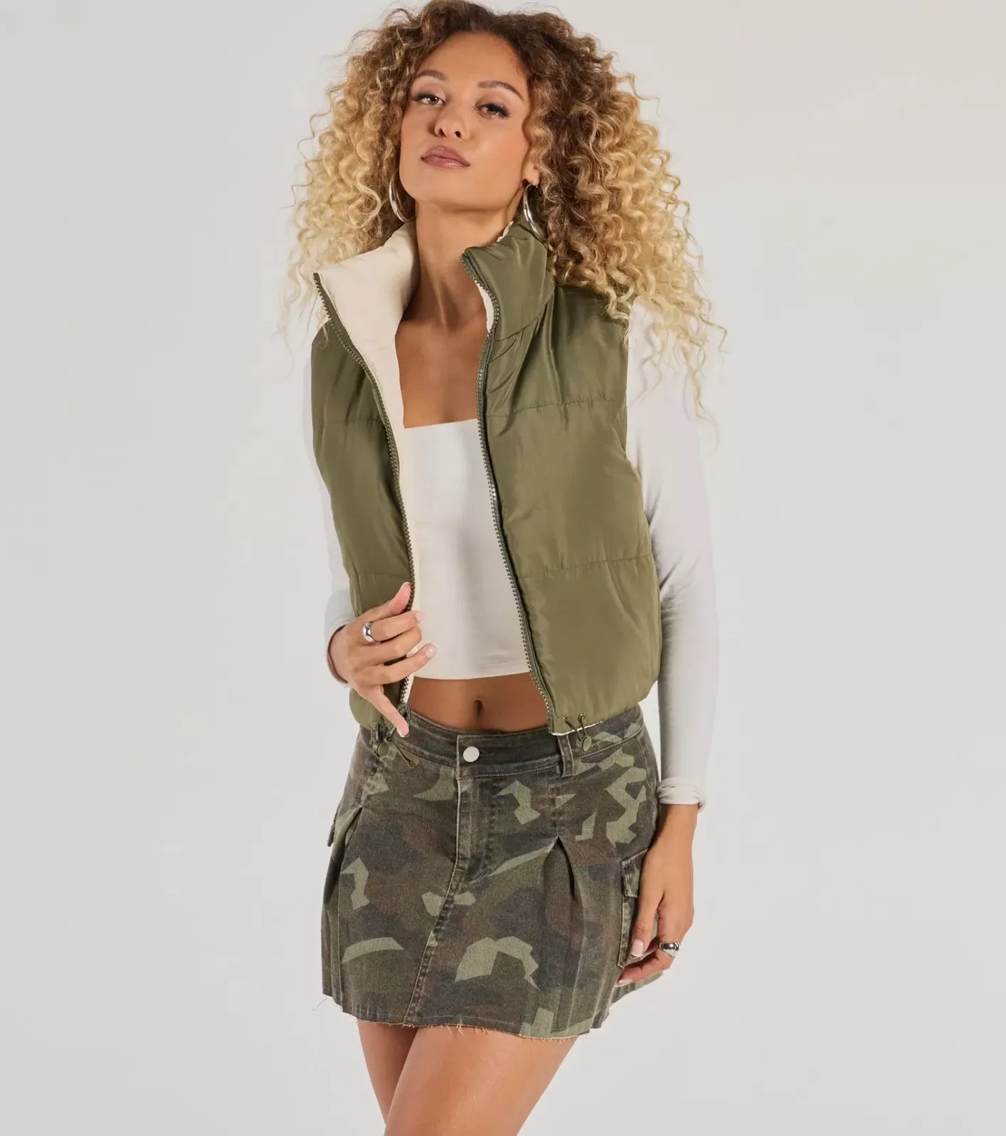 Windsor Casual Sleek Reversible Cropped Puffer Vest OLIVE Hot
