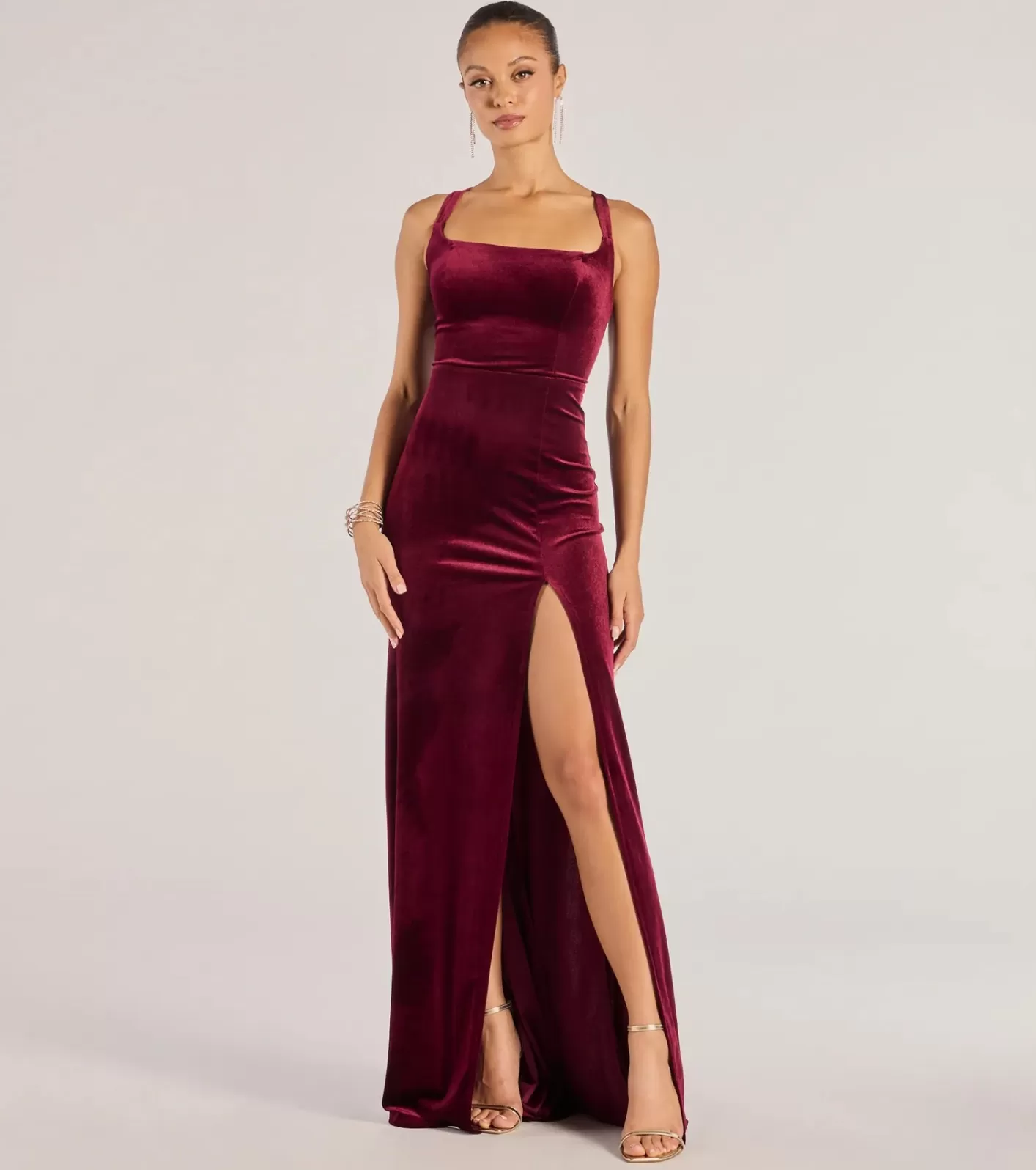 Windsor Christina Lace-Up Back Velvet Dress BURGUNDY Fashion
