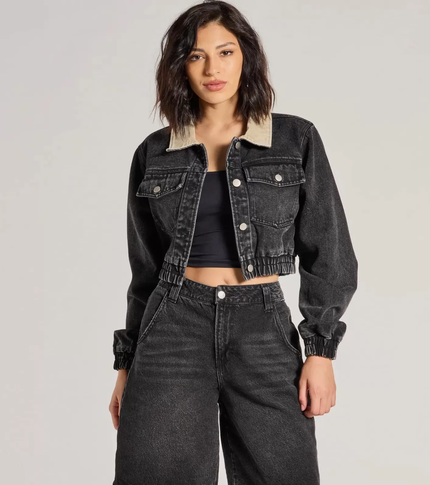 Windsor Cool Girl Aesthetic Denim Trucker Jacket BLACKDENIM Store