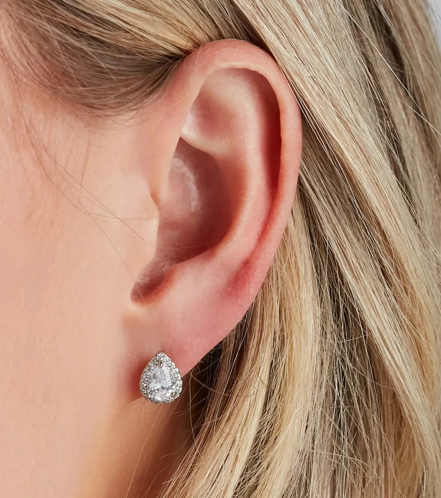 Windsor Cubic Zirconia Teardrop Necklace And Studs SILVER Sale