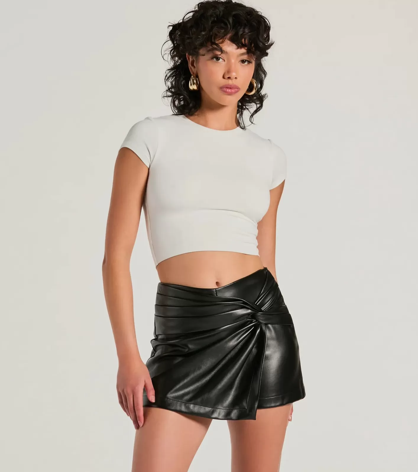 Windsor Cute Edge Knot Faux Leather Mini Skort BLACK Cheap