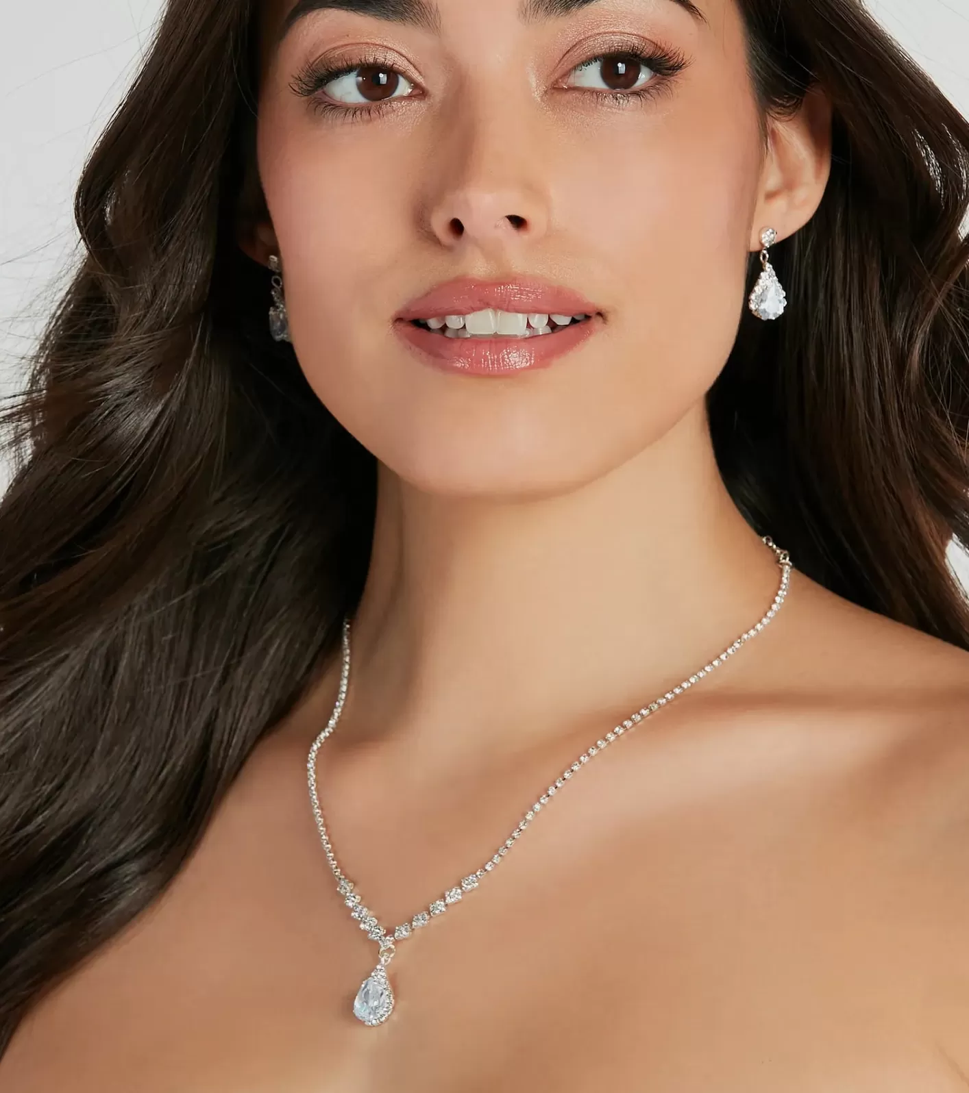 Windsor Elegantly Chic Rhinestone Necklace And Earrings Set SILVER Shop
