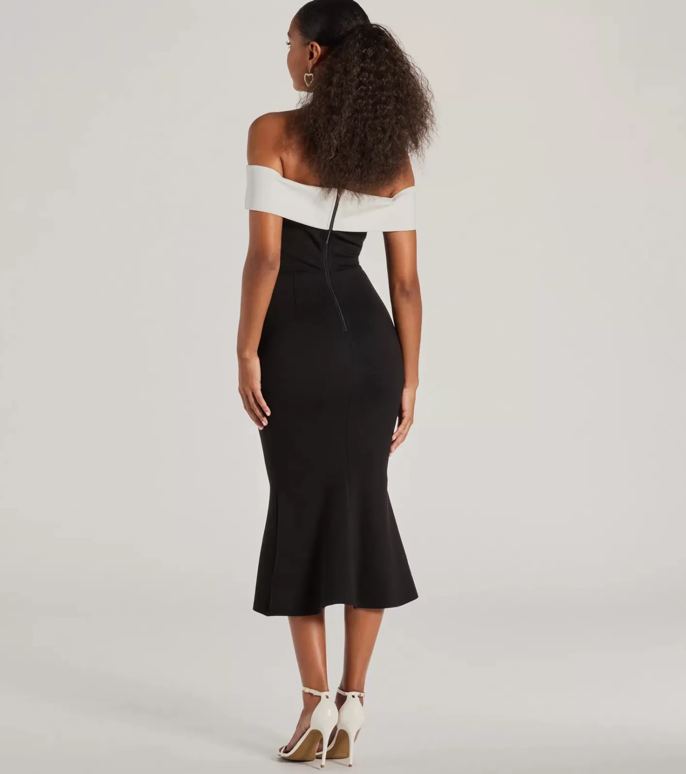 Windsor Enticing Sultry Off-The-Shoulder Mermaid Midi Dress BLACK Fashion