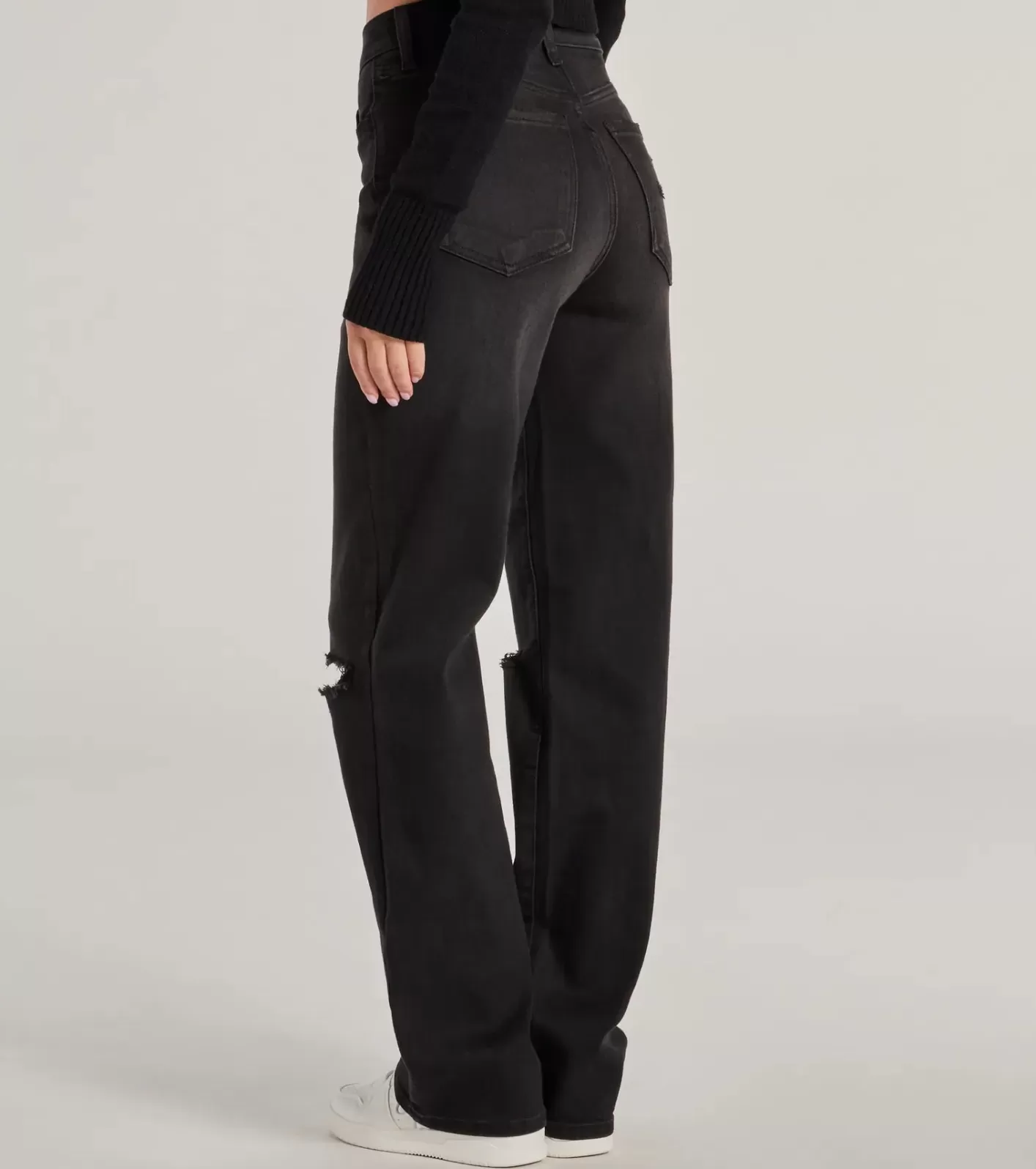 Windsor High-Rise Distressed Boyfriend Jeans BLACK Outlet