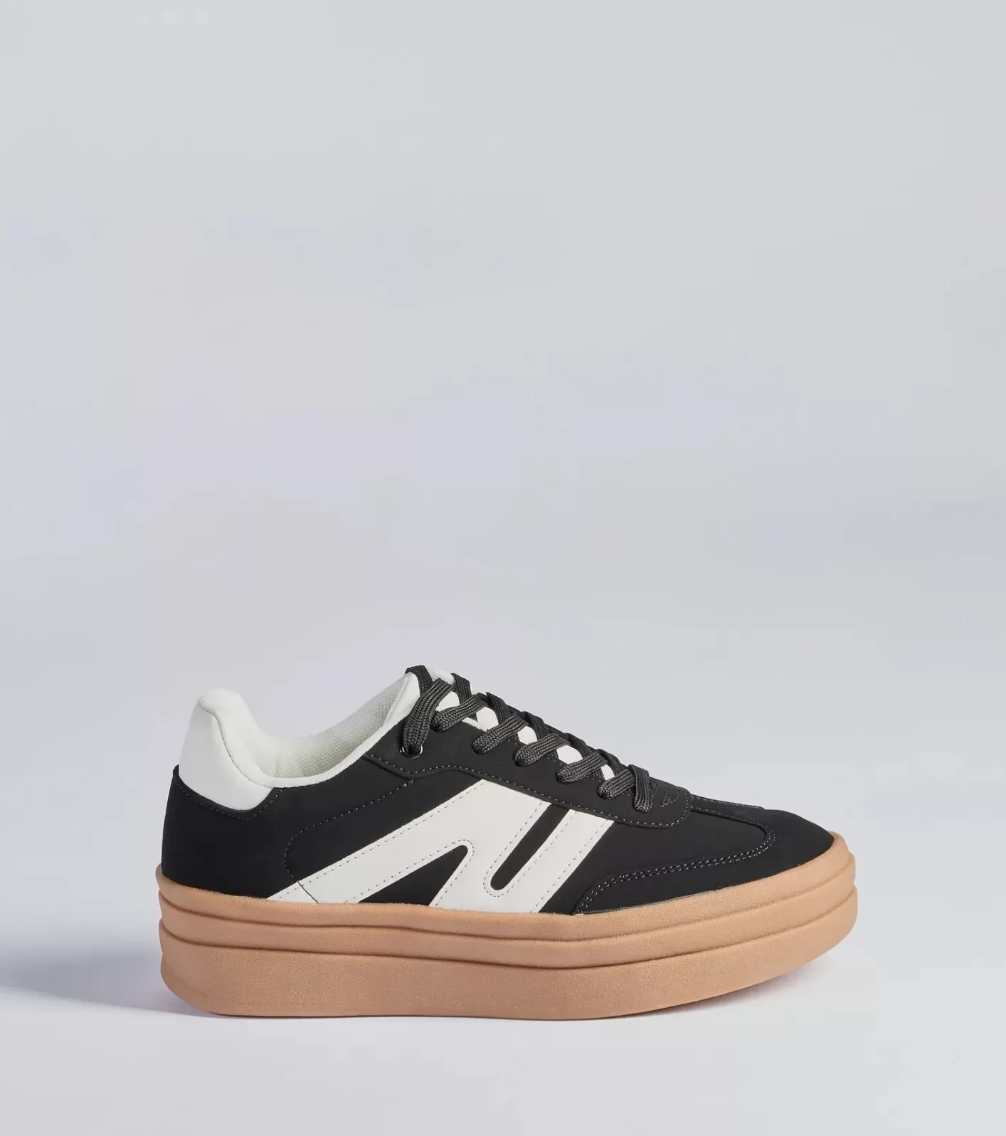 Windsor Instant Fave Faux Suede Platform Sneakers BLACK/WHITE Clearance