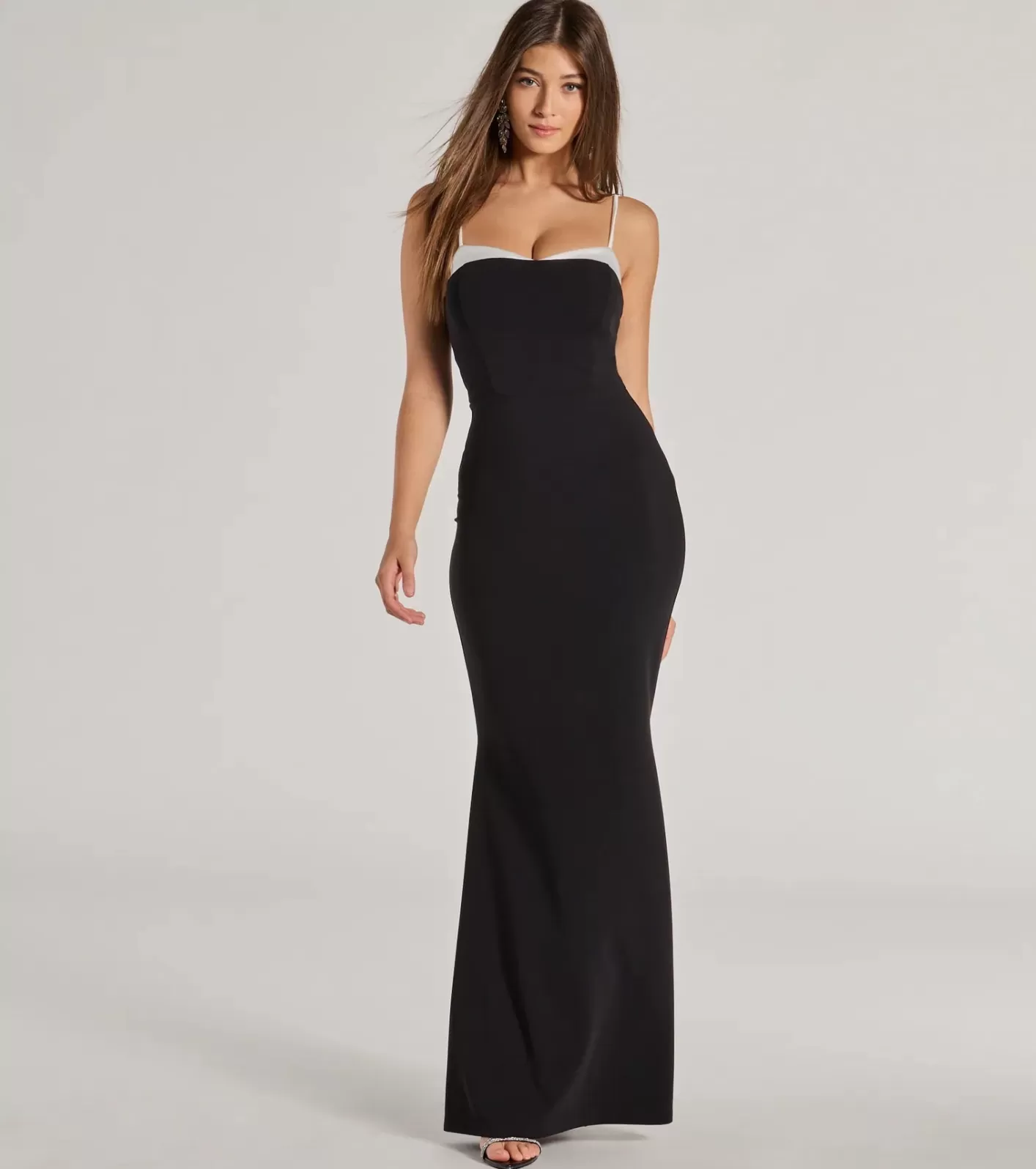 Windsor Irie Contrast Trim Long Crepe Mermaid Dress BLACK Fashion
