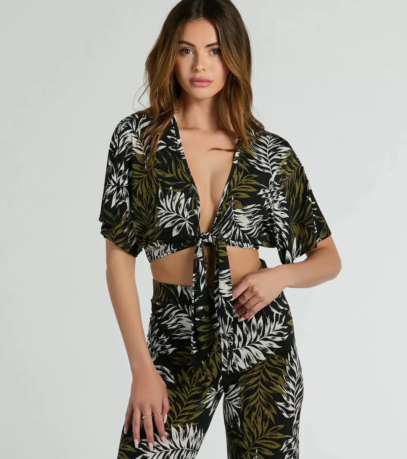 Windsor Living In The Palms Tie-Front Crop Top BLACK Store