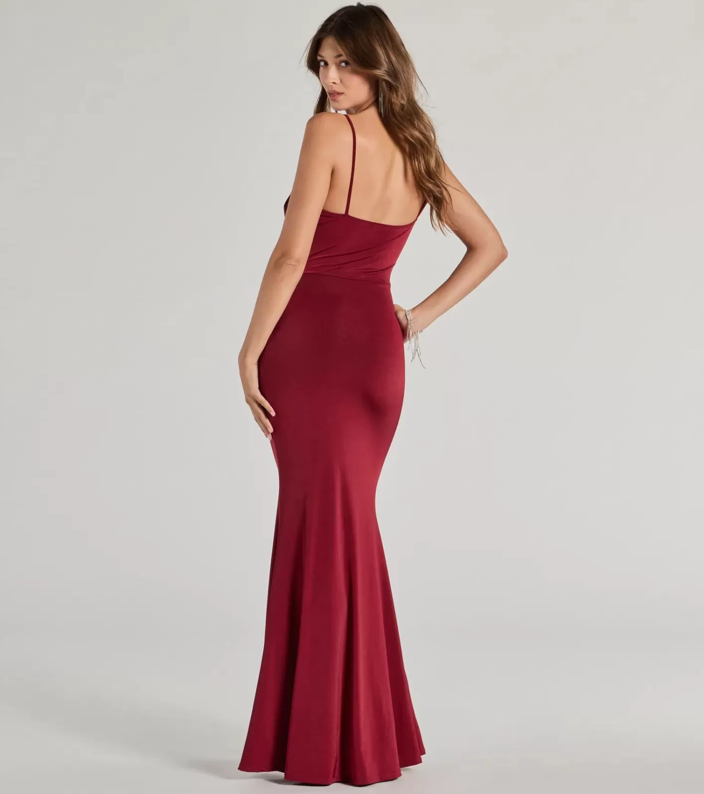 Windsor Margot One-Shoulder Cowl Neck Mermaid Dress WINE Discount