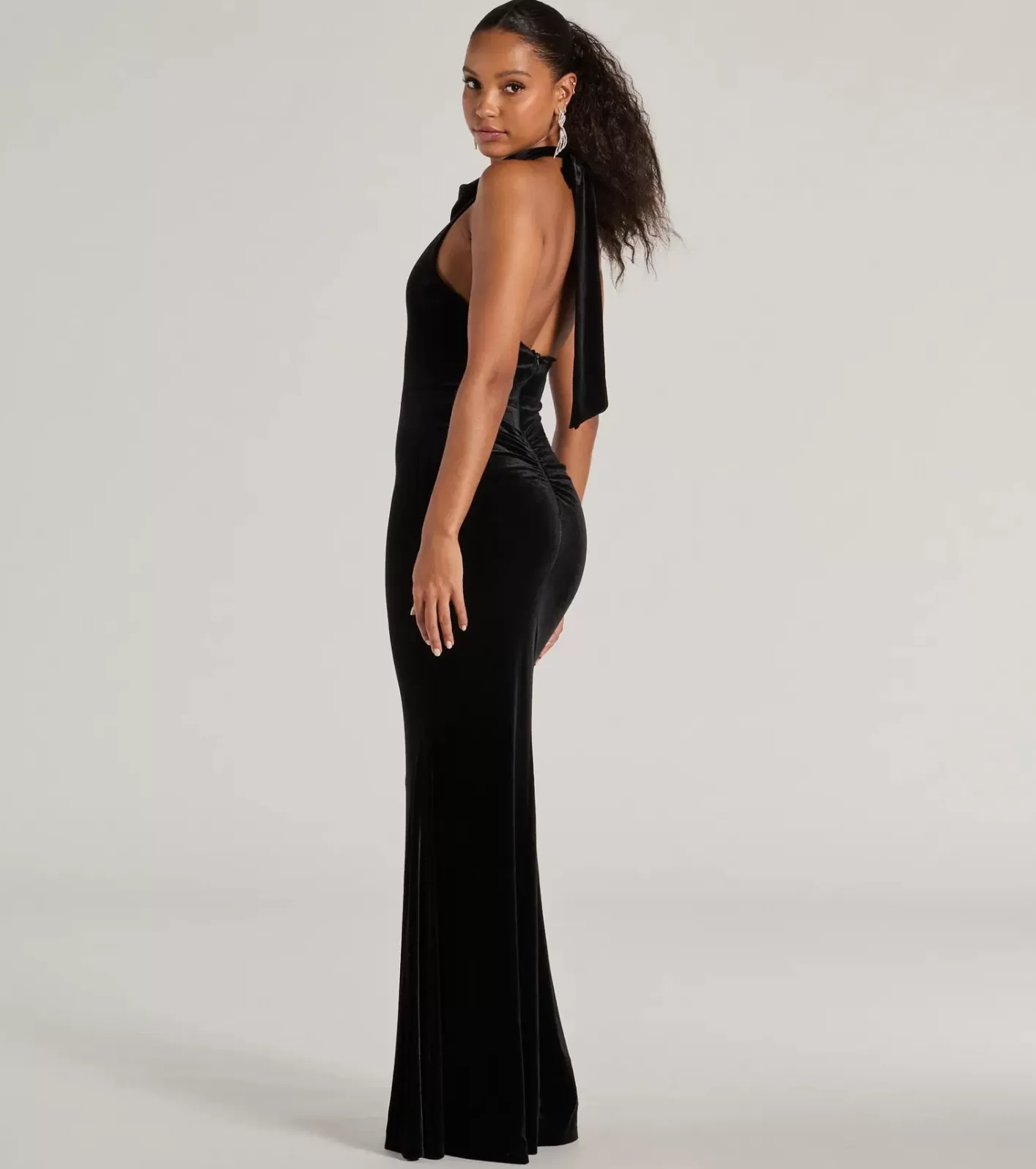 Windsor Nara Long Velvet Halter Mermaid Dress BLACK Sale