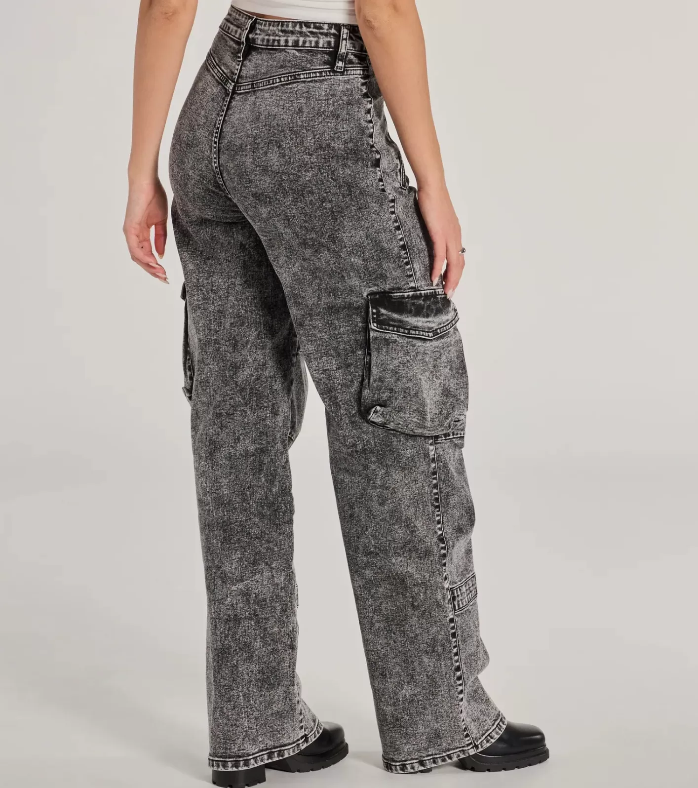Windsor On-Trend High-Rise Cargo Acid Wash Jeans BLACK Flash Sale