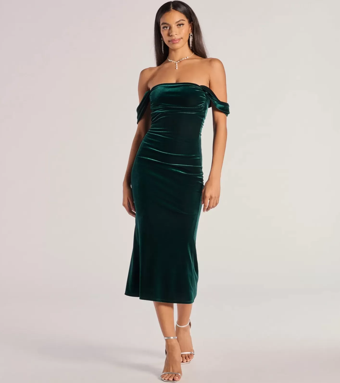 Windsor Regal Moment Off-The-Shoulder Velvet Midi Dress HUNTER Cheap