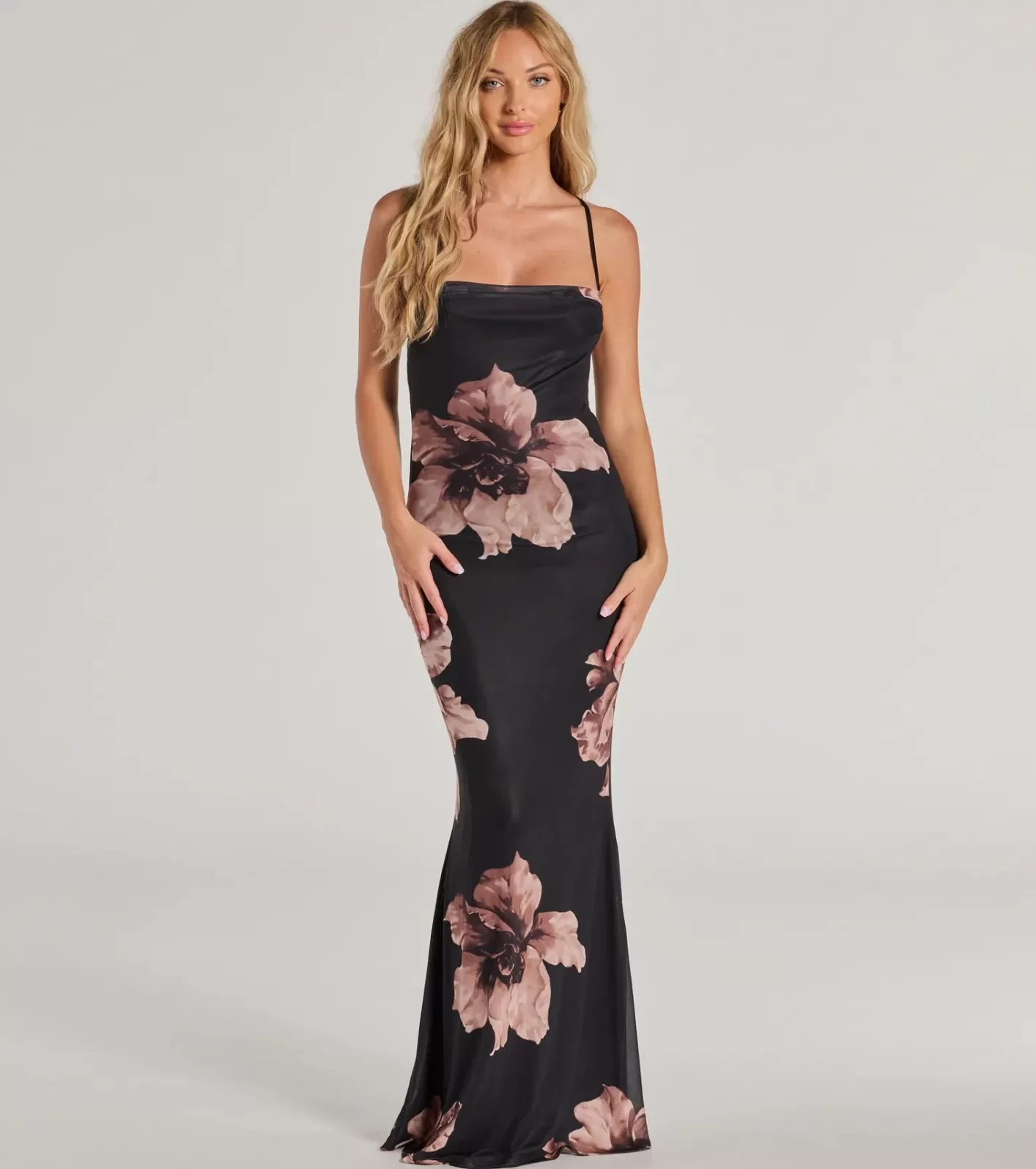 Windsor Romance Era Floral Lace-Up Back Long Mermaid Dress BLACK Hot