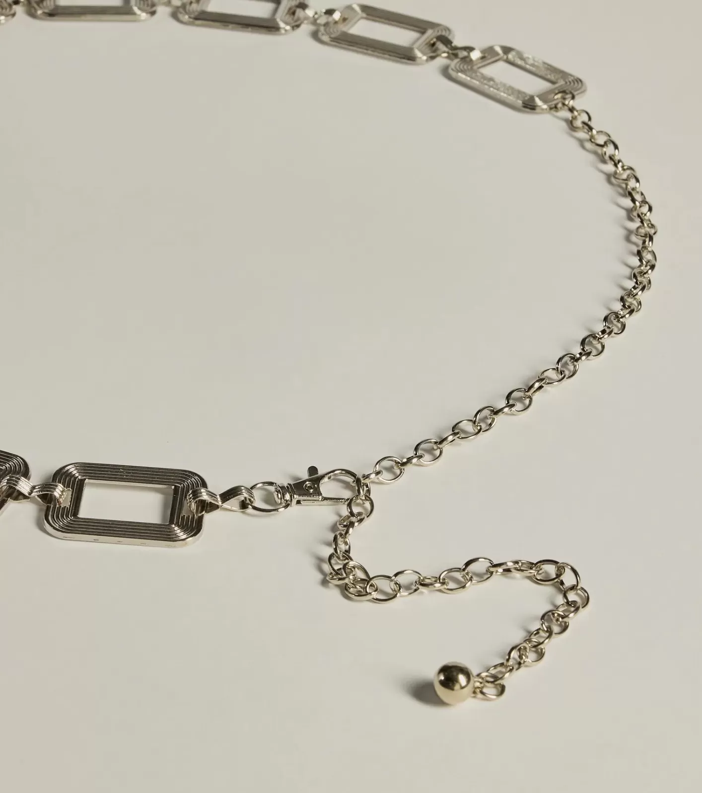 Windsor Sleek Trendsetter Textured Chain Belt SILVER New