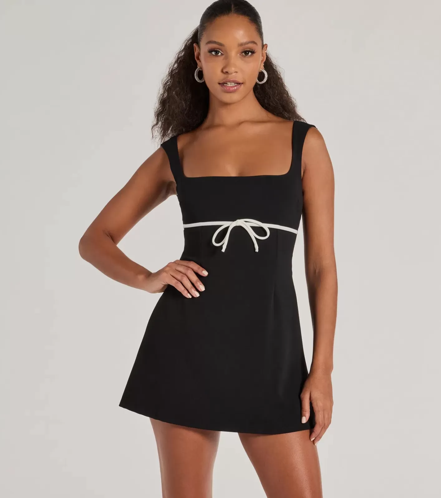 Windsor So Adored Sleeveless Bow Trim Crepe Mini Dress BLACK Best