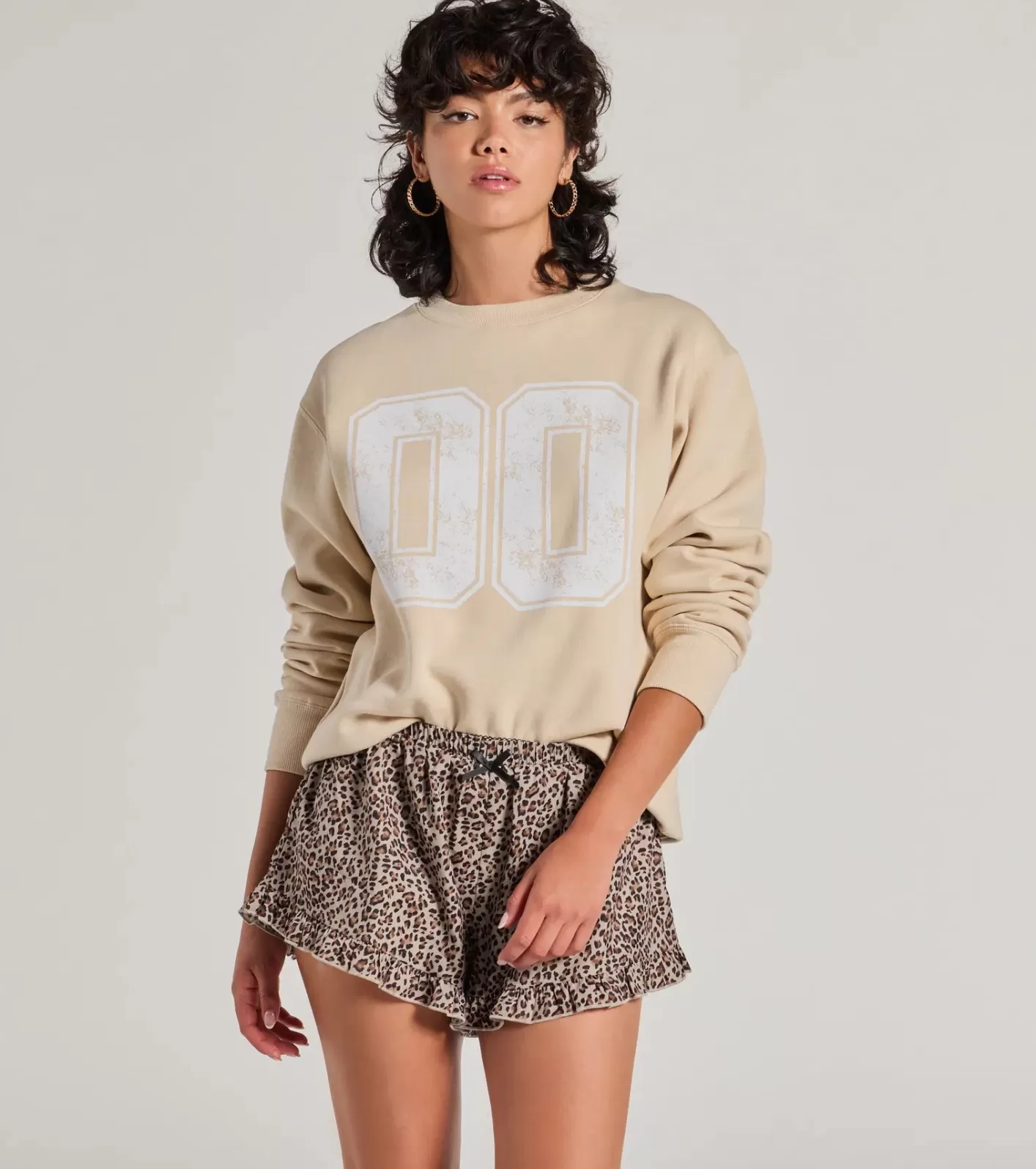 Windsor Sporty Era Oversized Fleece Screen Sweatshirt TAN Best Sale