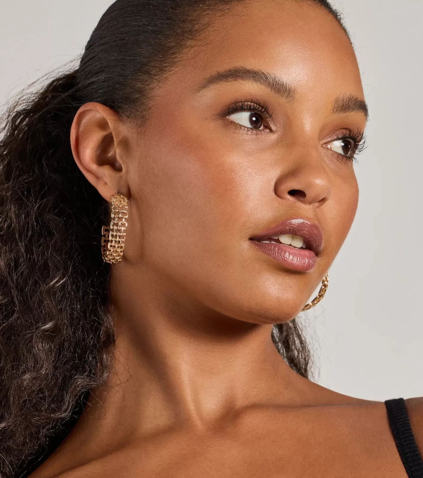 Windsor Stunning Detail Textured Hoop Earrings GOLD Sale
