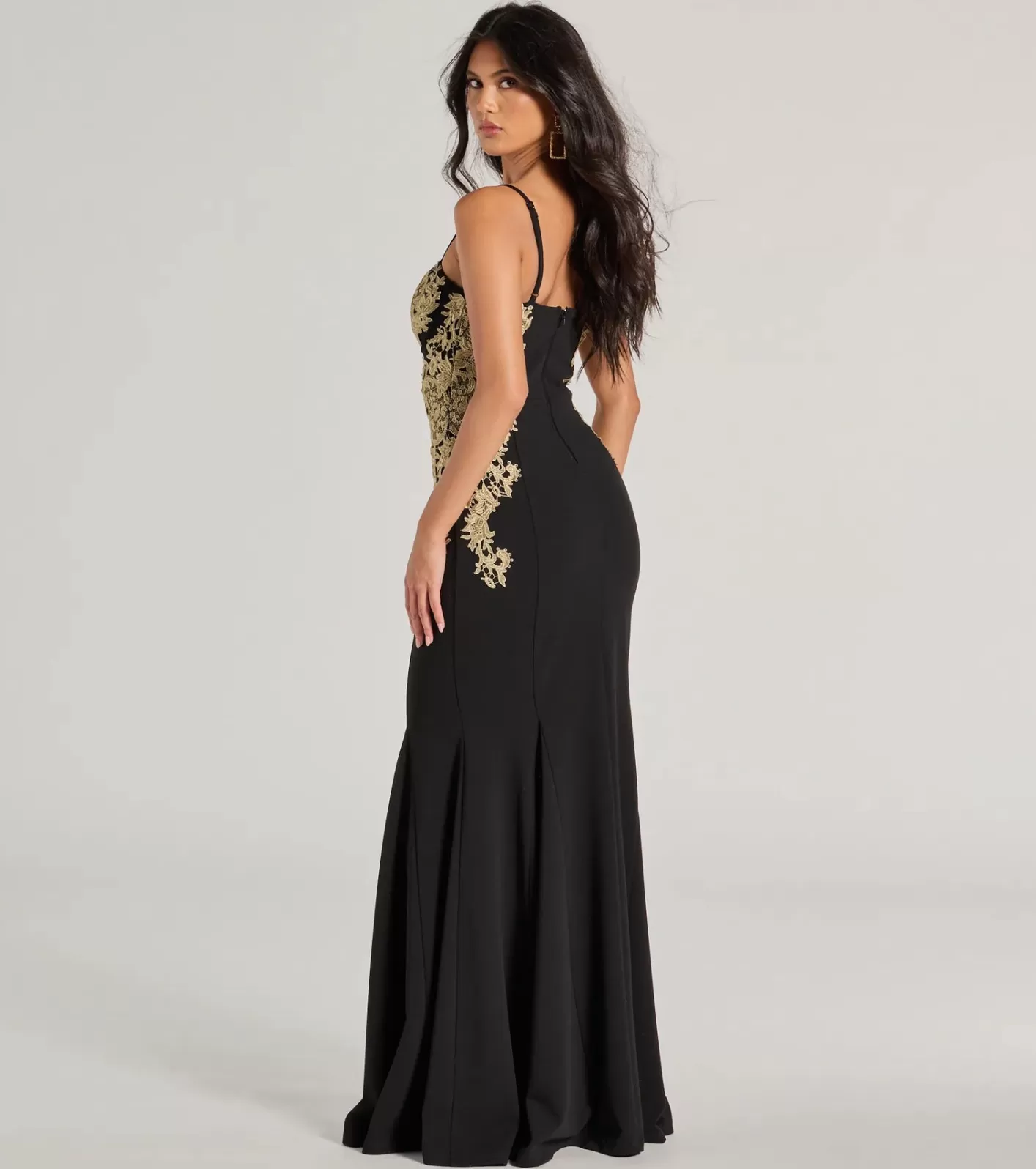 Windsor Susan Sweetheart Applique Crepe Mermaid Formal Dress BLACK Online