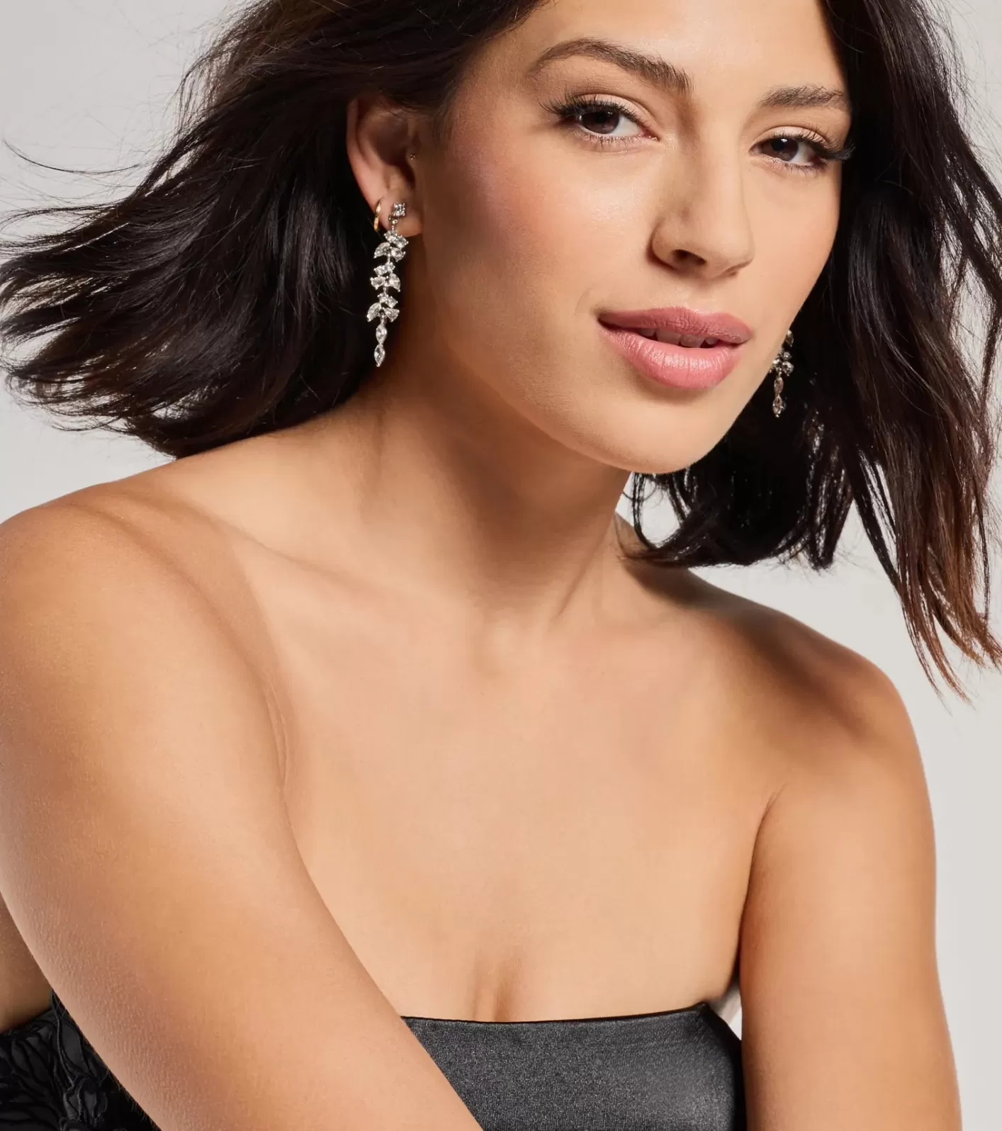 Windsor Twinkling Radiance Rhinestone Linear Earrings SILVER Shop