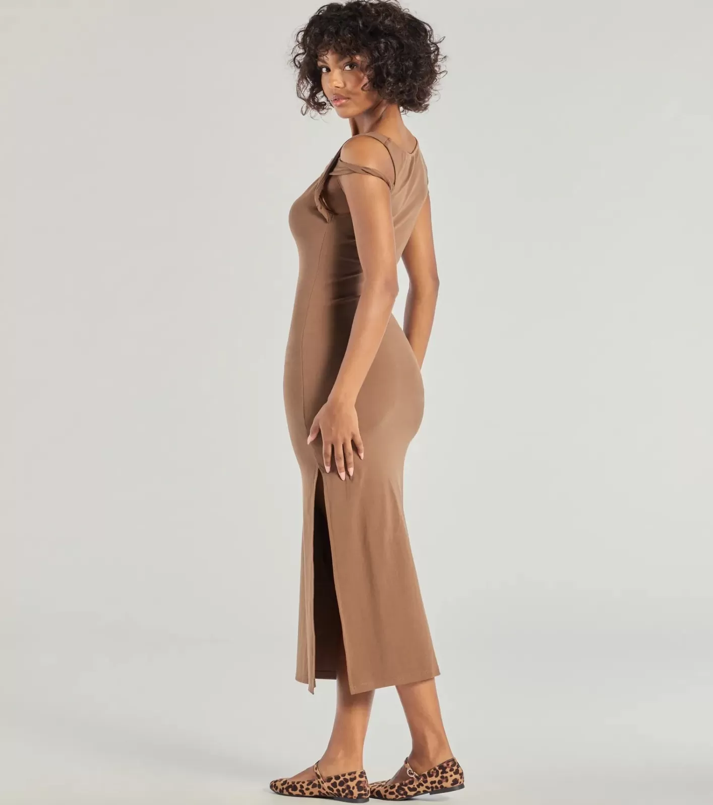 Windsor Twist Of Chic High-Slit Knit Midi Dress BROWN Sale