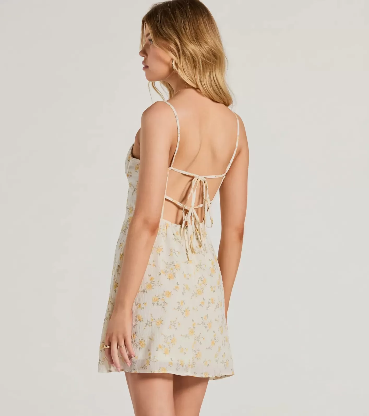 Windsor Ultimate Chic Choice Floral Tie-Back Short Dress IVORY Clearance