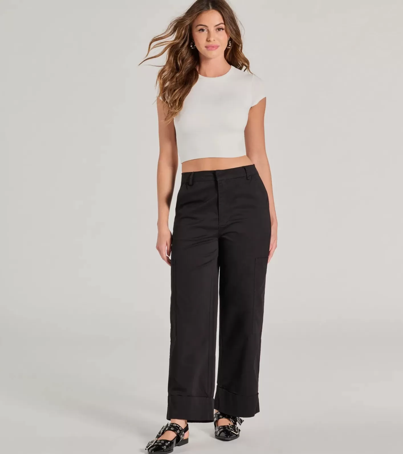 Windsor Weekend Trip High-Rise Cuffed Cargo Pants BLACK Discount