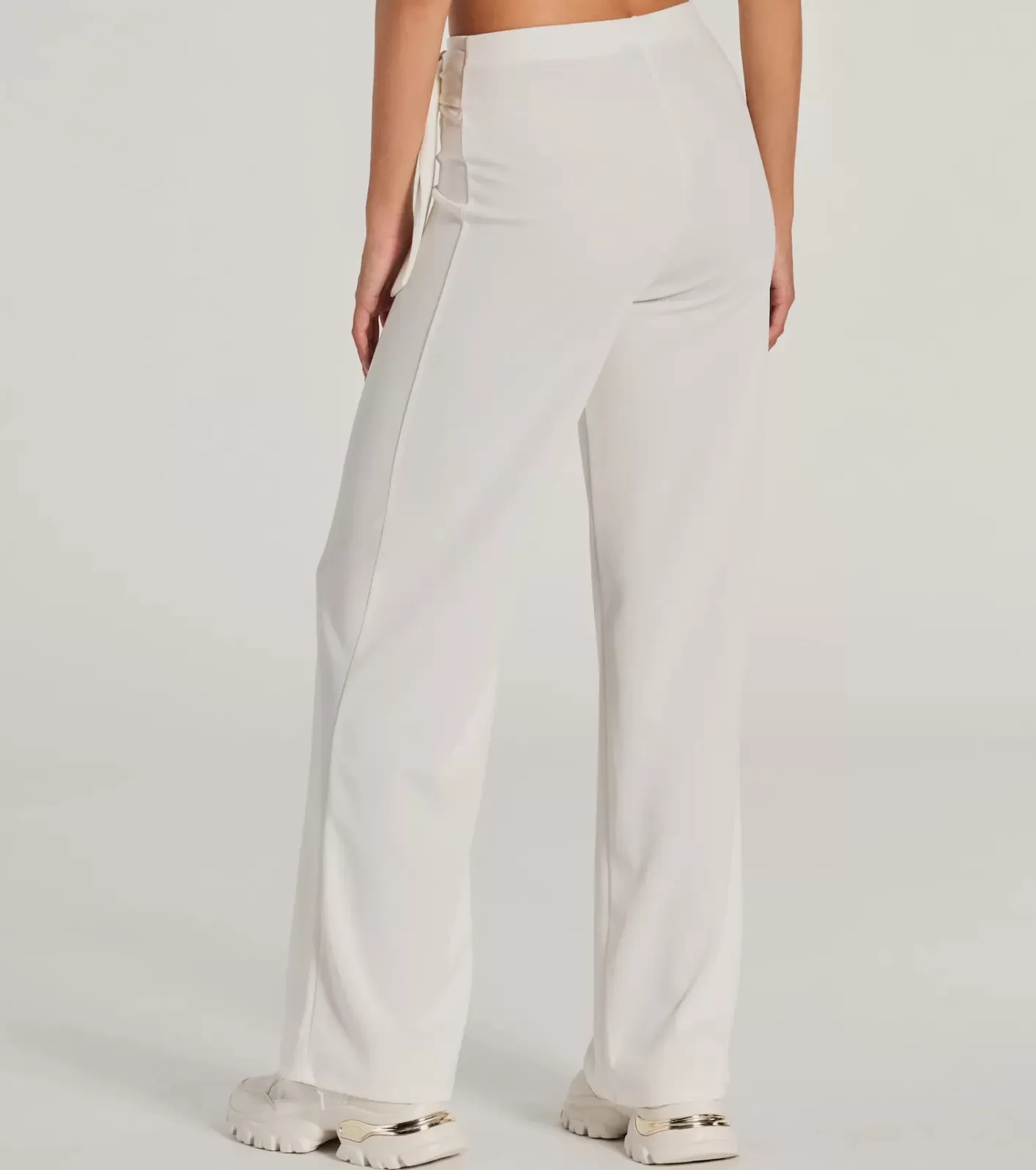 Windsor With Confidence High-Rise Straight-Leg Crepe Pants IVORY Online